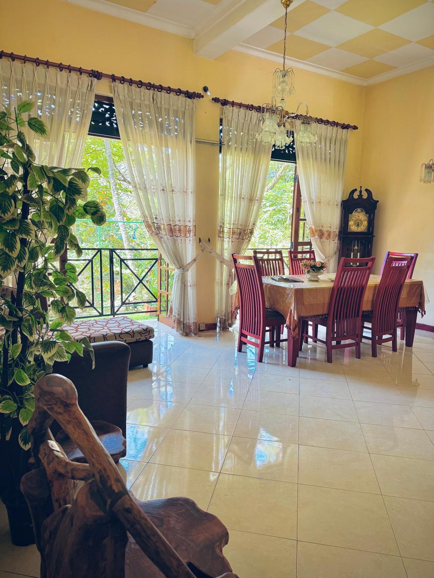 Mahaweli View Bungalow Kandy Zewnętrze zdjęcie