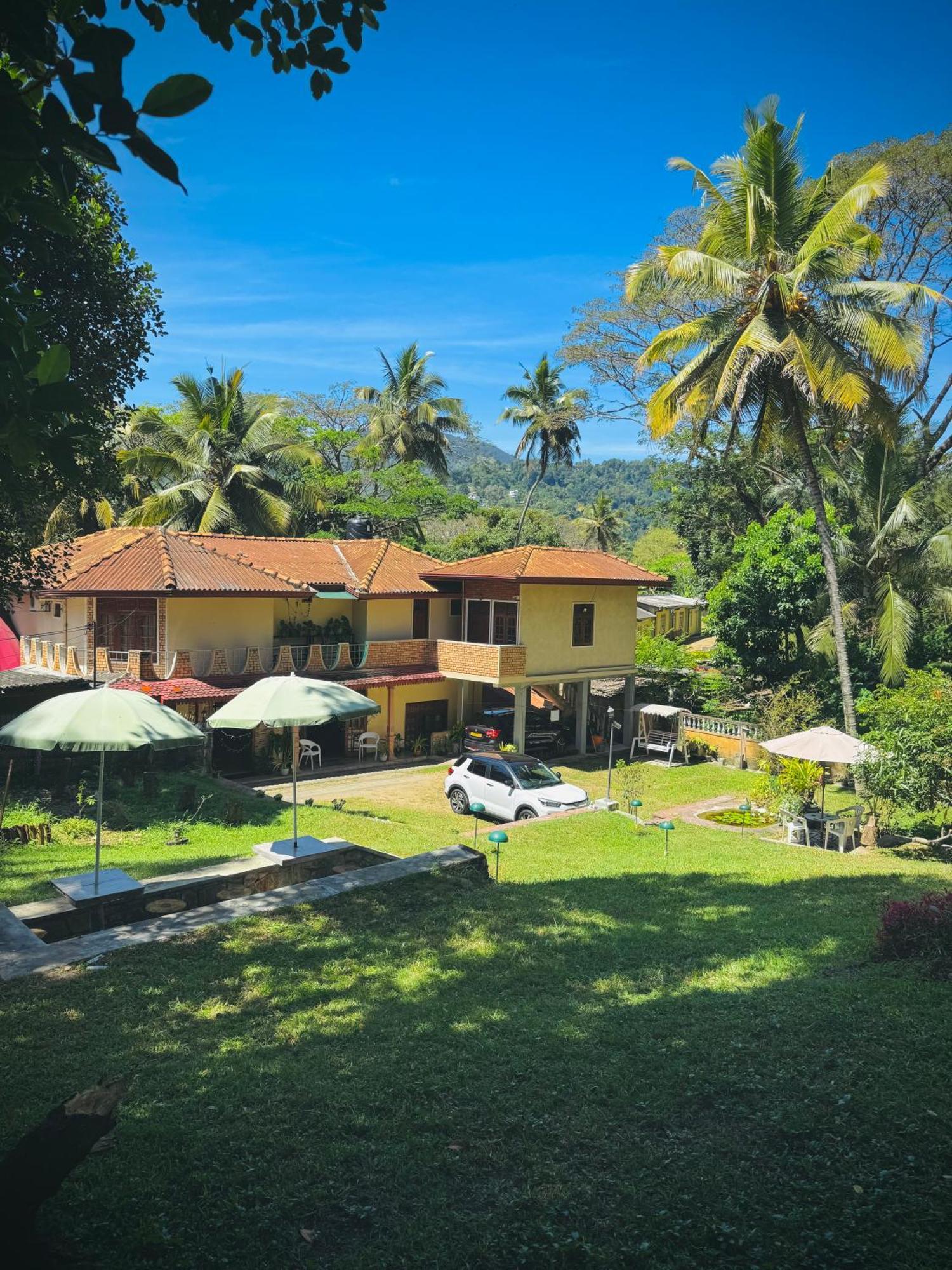 Mahaweli View Bungalow Kandy Zewnętrze zdjęcie
