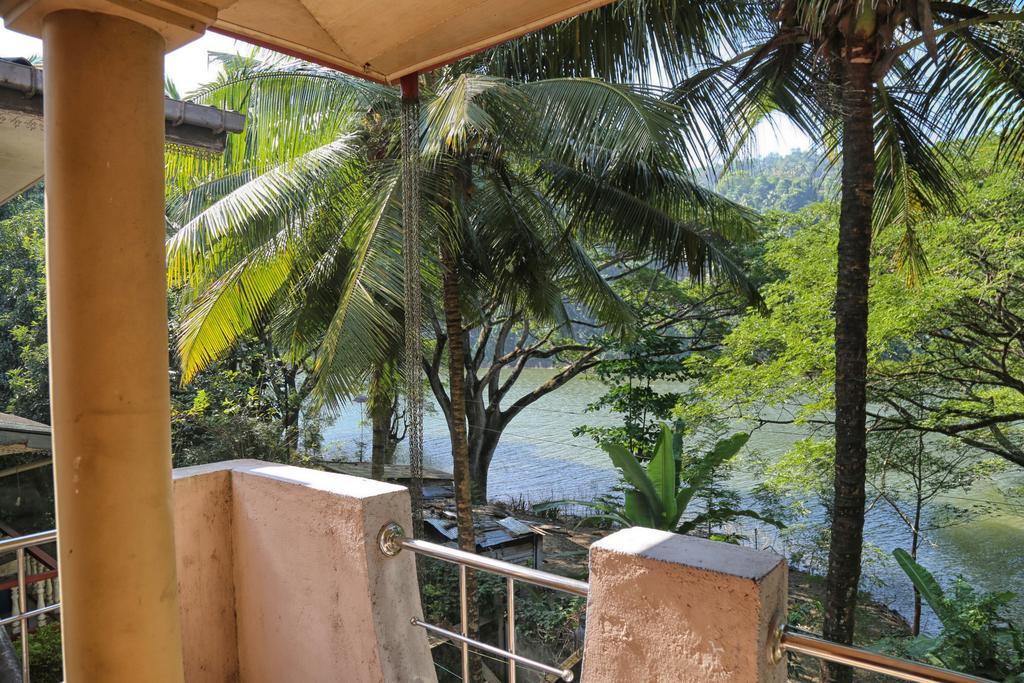 Mahaweli View Bungalow Kandy Zewnętrze zdjęcie